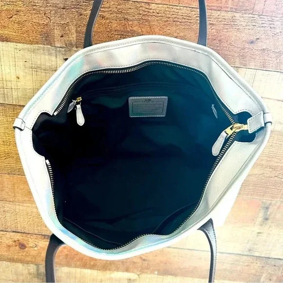 Coach Limited Edition Holographic Iridescent City Zip Tote - Picture 15 of 16